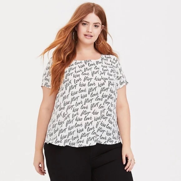 Torrid Love Flirt Kiss Button Back Blouse Size 2X - Picture 2 of 6